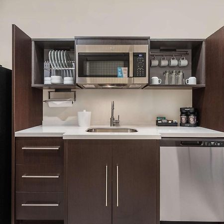 Home2 Suites By Hilton Cedar Rapids Westdale 外观 照片