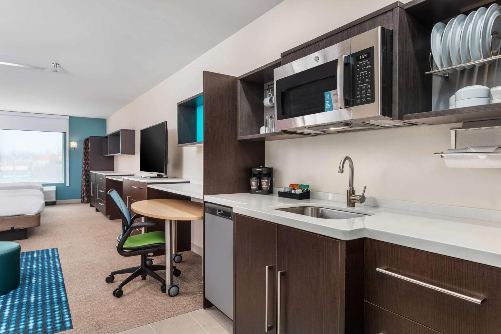 Home2 Suites By Hilton Cedar Rapids Westdale 外观 照片