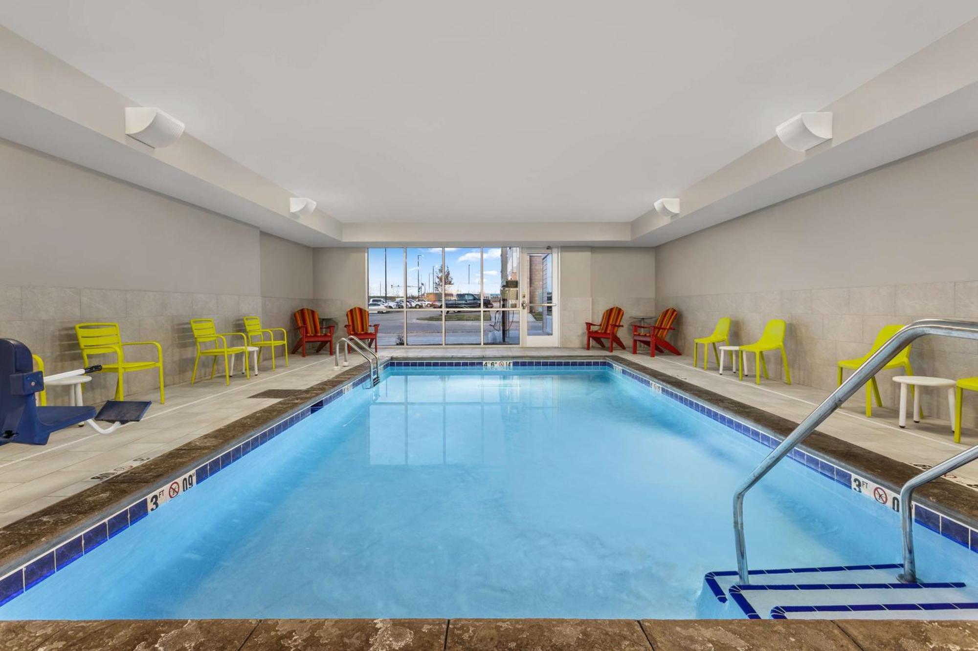Home2 Suites By Hilton Cedar Rapids Westdale 外观 照片